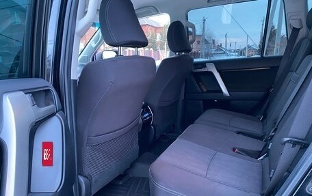 Toyota Land Cruiser Prado 150 рестайлинг 2, 2019 год, 5 420 000 рублей, 20 фотография