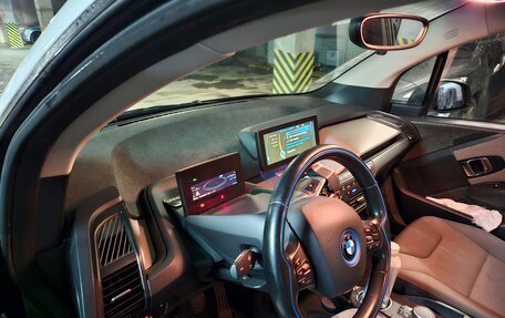 BMW i3 I01 рестайлинг, 2017 год, 2 050 000 рублей, 9 фотография