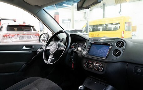 Volkswagen Tiguan I, 2012 год, 1 333 000 рублей, 16 фотография