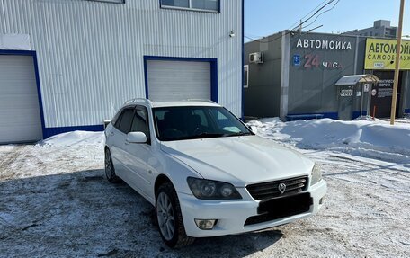 Toyota Altezza, 2002 год, 690 000 рублей, 1 фотография