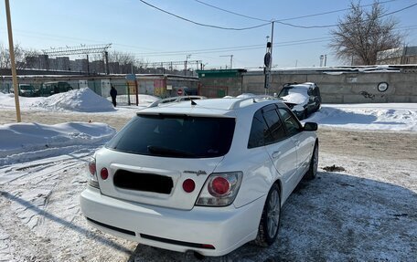 Toyota Altezza, 2002 год, 690 000 рублей, 5 фотография