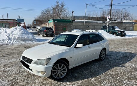 Toyota Altezza, 2002 год, 690 000 рублей, 10 фотография