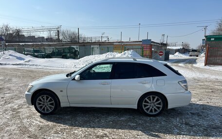 Toyota Altezza, 2002 год, 690 000 рублей, 11 фотография