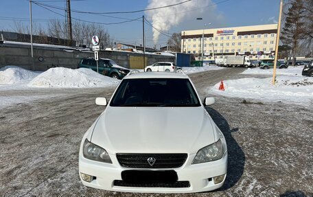 Toyota Altezza, 2002 год, 690 000 рублей, 13 фотография