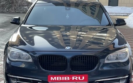 BMW 7 серия, 2013 год, 2 100 000 рублей, 3 фотография