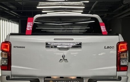 Mitsubishi L200 IV рестайлинг, 2019 год, 3 525 000 рублей, 11 фотография