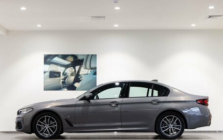 BMW 5 серия, 2021 год, 5 690 000 рублей, 5 фотография