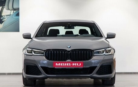 BMW 5 серия, 2021 год, 5 690 000 рублей, 2 фотография