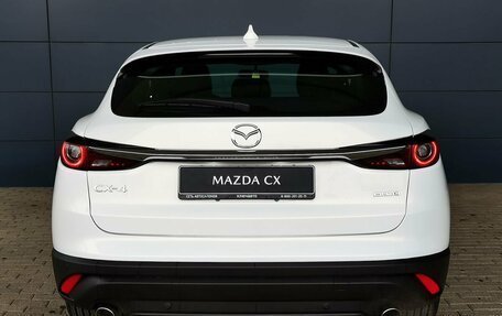 Mazda CX-4, 2023 год, 2 890 000 рублей, 8 фотография