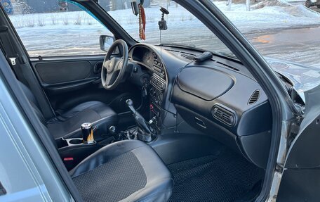 Chevrolet Niva I рестайлинг, 2015 год, 900 000 рублей, 11 фотография