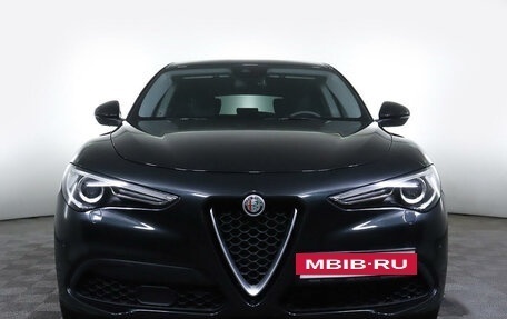 Alfa Romeo Stelvio, 2017 год, 2 833 000 рублей, 2 фотография