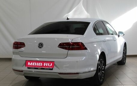 Volkswagen Passat B8 рестайлинг, 2018 год, 2 334 000 рублей, 5 фотография