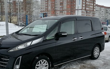 Mazda Biante, 2011 год, 1 330 000 рублей, 2 фотография