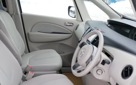 Mazda Biante, 2011 год, 1 330 000 рублей, 15 фотография