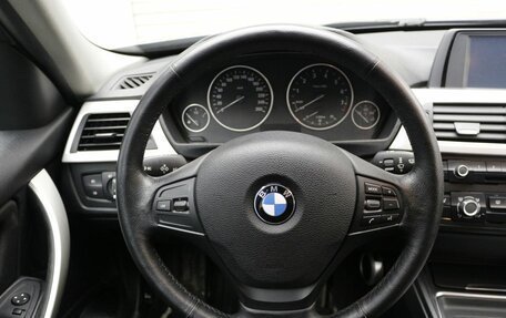 BMW 3 серия, 2012 год, 1 950 000 рублей, 14 фотография