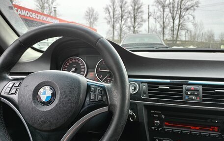 BMW 3 серия, 2010 год, 1 240 000 рублей, 14 фотография