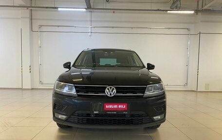 Volkswagen Tiguan II, 2017 год, 1 699 000 рублей, 2 фотография