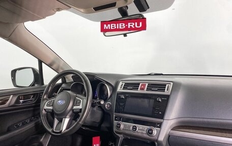 Subaru Outback IV рестайлинг, 2017 год, 2 649 000 рублей, 13 фотография