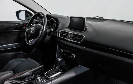 Mazda 3, 2015 год, 1 370 000 рублей, 12 фотография