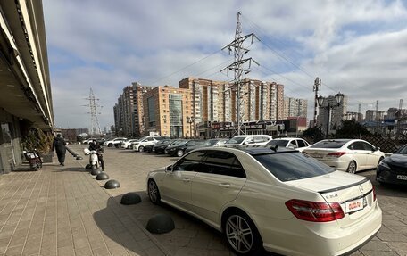 Mercedes-Benz E-Класс, 2012 год, 1 850 000 рублей, 17 фотография