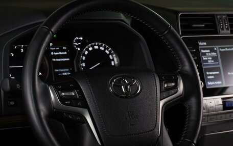 Toyota Land Cruiser Prado 150 рестайлинг 2, 2022 год, 7 725 000 рублей, 21 фотография