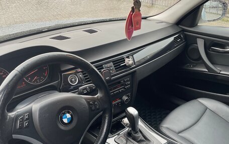 BMW 3 серия, 2010 год, 1 200 000 рублей, 10 фотография