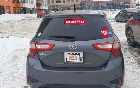 Toyota Vitz, 2019 год, 1 150 000 рублей, 3 фотография