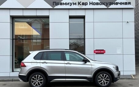 Volkswagen Tiguan II, 2019 год, 2 890 000 рублей, 2 фотография