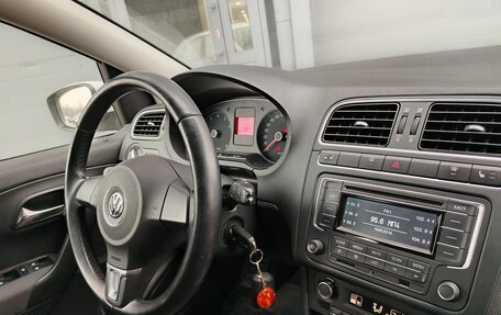 Volkswagen Polo VI (EU Market), 2012 год, 905 000 рублей, 8 фотография