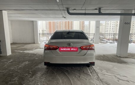 Toyota Camry, 2018 год, 2 800 000 рублей, 7 фотография