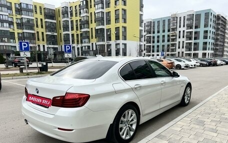 BMW 5 серия, 2016 год, 2 400 000 рублей, 4 фотография