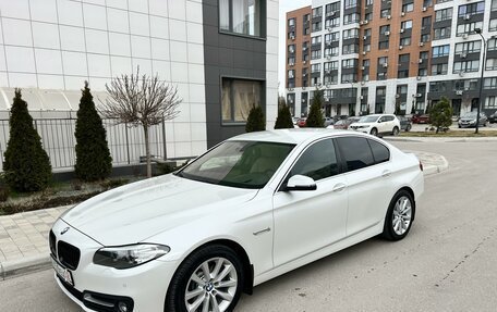 BMW 5 серия, 2016 год, 2 400 000 рублей, 11 фотография