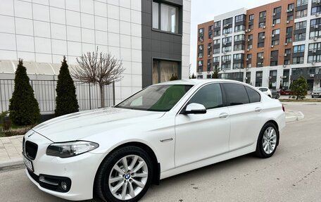 BMW 5 серия, 2016 год, 2 400 000 рублей, 10 фотография