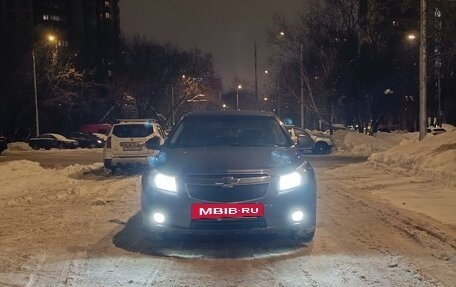 Chevrolet Cruze II, 2010 год, 730 000 рублей, 15 фотография