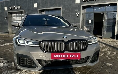 BMW 5 серия, 2020 год, 5 250 000 рублей, 2 фотография