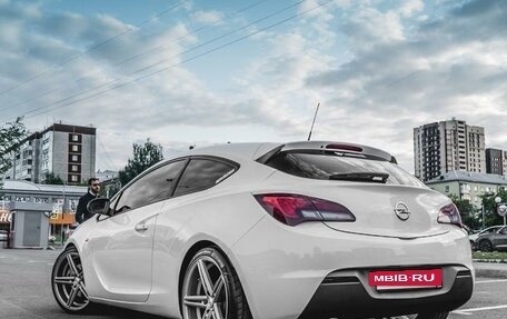 Opel Astra J, 2014 год, 1 700 000 рублей, 6 фотография