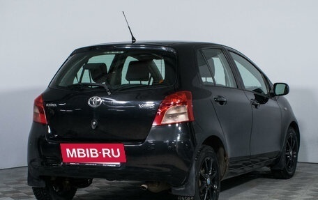Toyota Yaris III рестайлинг, 2007 год, 789 000 рублей, 5 фотография