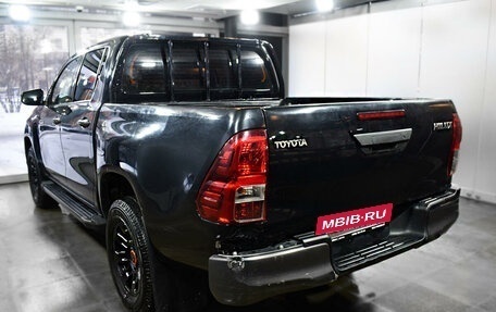 Toyota Hilux VIII, 2018 год, 2 888 000 рублей, 6 фотография