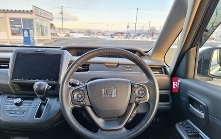 Honda Freed II, 2019 год, 980 000 рублей, 15 фотография