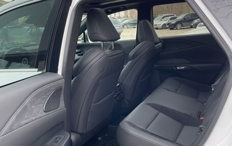 Lexus RX IV рестайлинг, 2023 год, 9 700 000 рублей, 24 фотография