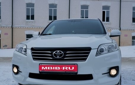 Toyota RAV4, 2010 год, 1 650 000 рублей, 2 фотография