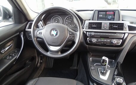 BMW 3 серия, 2018 год, 2 565 000 рублей, 10 фотография