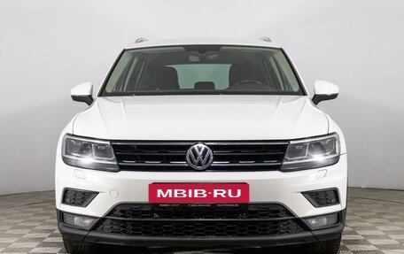 Volkswagen Tiguan II, 2017 год, 2 331 000 рублей, 2 фотография