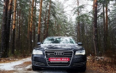 Audi A8, 2012 год, 3 000 000 рублей, 13 фотография