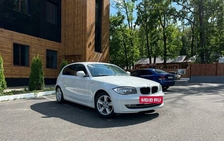 BMW 1 серия, 2010 год, 880 000 рублей, 4 фотография