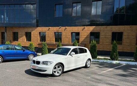 BMW 1 серия, 2010 год, 880 000 рублей, 9 фотография