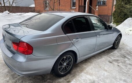 BMW 3 серия, 2011 год, 900 000 рублей, 6 фотография