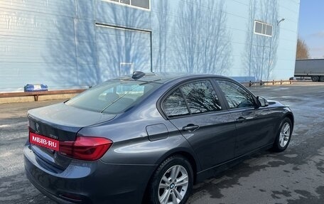 BMW 3 серия, 2018 год, 2 100 000 рублей, 3 фотография