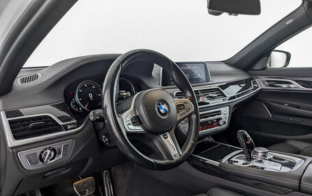 BMW 7 серия, 2019 год, 6 495 000 рублей, 2 фотография