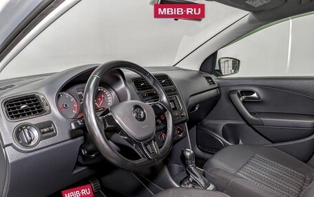 Volkswagen Polo VI (EU Market), 2016 год, 1 275 000 рублей, 6 фотография